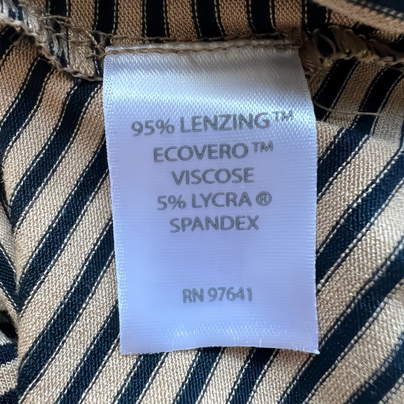 J.Jill Wearever Ballet-Sleeve Crew-Neck Top Size - M Navy Blue / Light Caramel - Picture 5 of 6